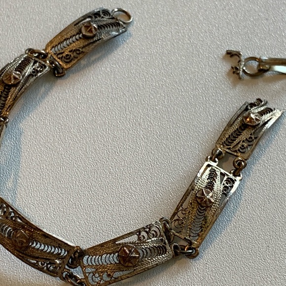 Antique filigree bracelet. Broken. Needs repair. - Picture 1 of 7